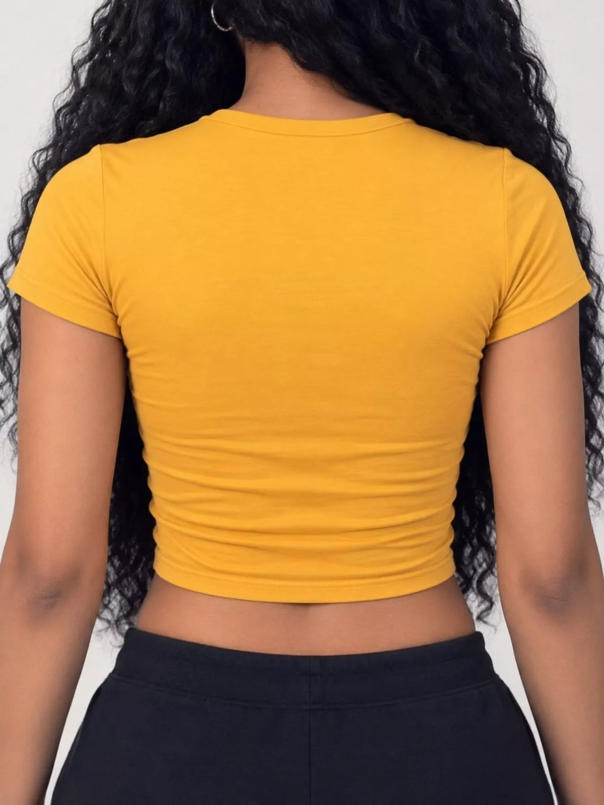 slim fit basic crew neck short sleeve crop t-shirt | dropsona - neutral - packaging