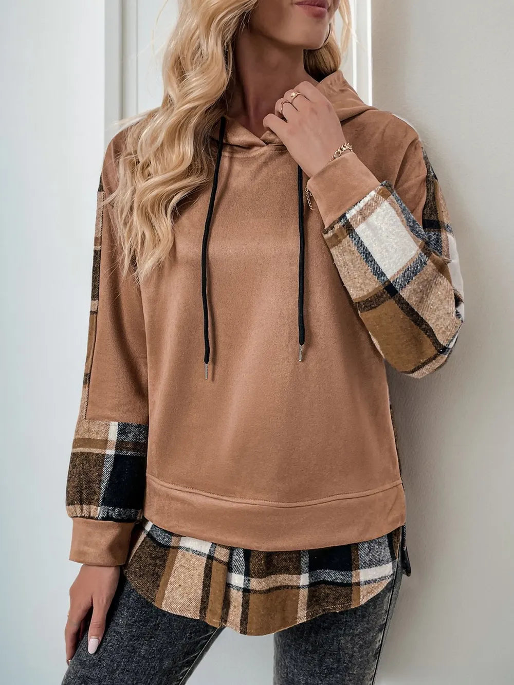 perfee drawstring slit plaid long sleeve hoodie | dropsona - neutral - close-up detail