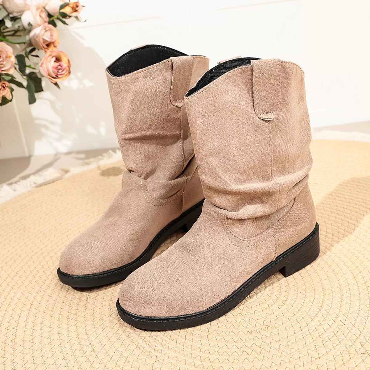 round toe slouchy boots – dear monkey | dropsona - neutral - material texture