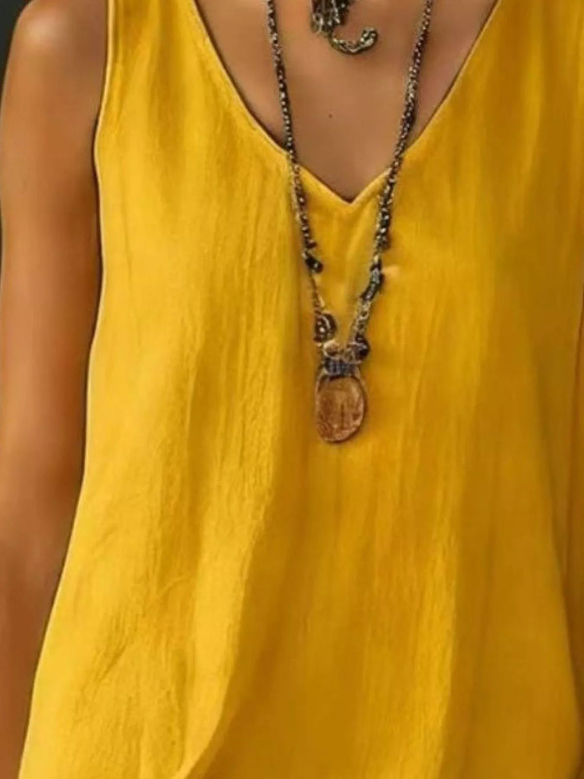 full size ruffled hem v-neck sleeveless dress plus size - material texture