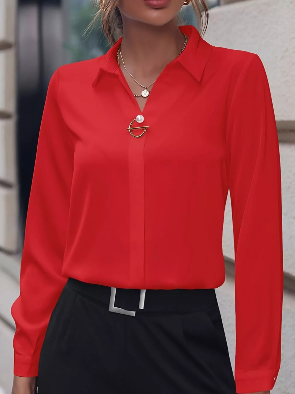 long sleeve satin blouse | dropsona - neutral - close-up detail