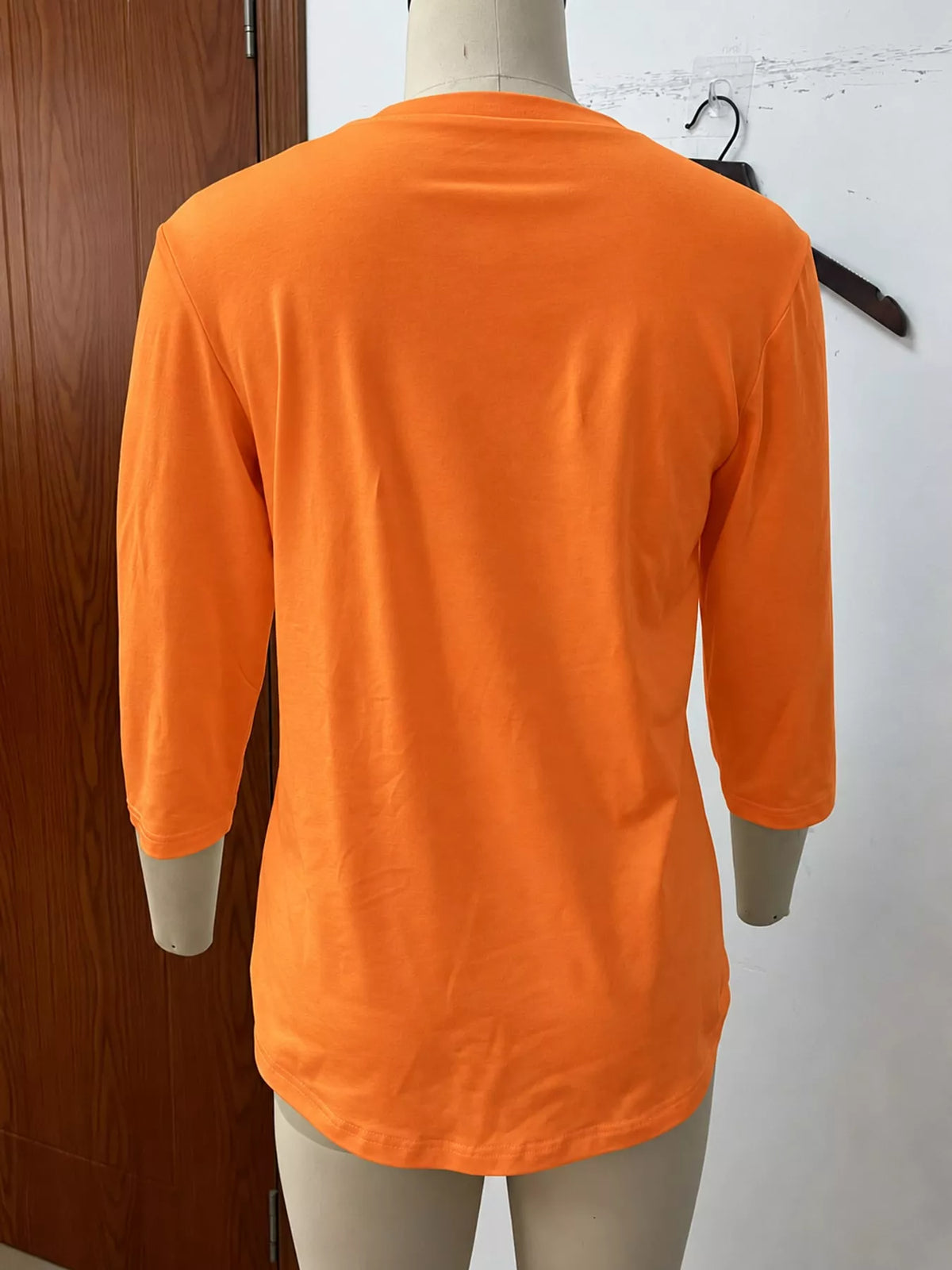 full size v-neck half sleeve t-shirt plus | dropsona - neutral - close-up detail
