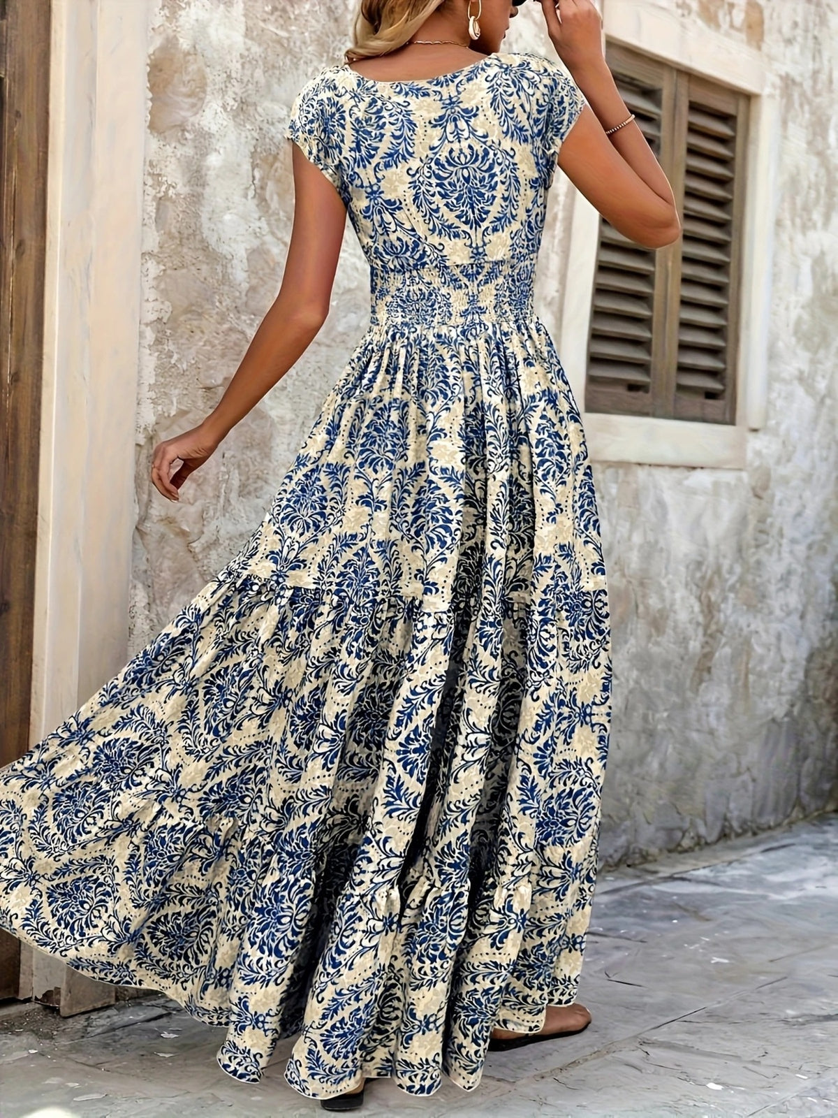 printed cap sleeve maxi dress – tiered,smocked | dropsona - neutral - material texture