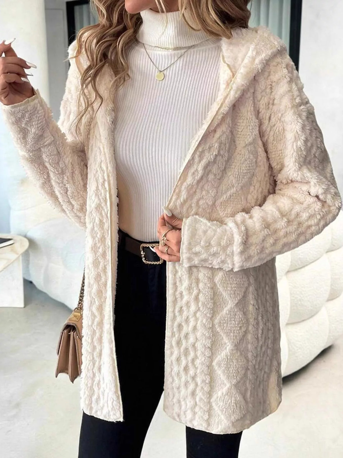 zip up fuzzy hooded outerwear – basic style fit | dropsona - neutral - close-up detail