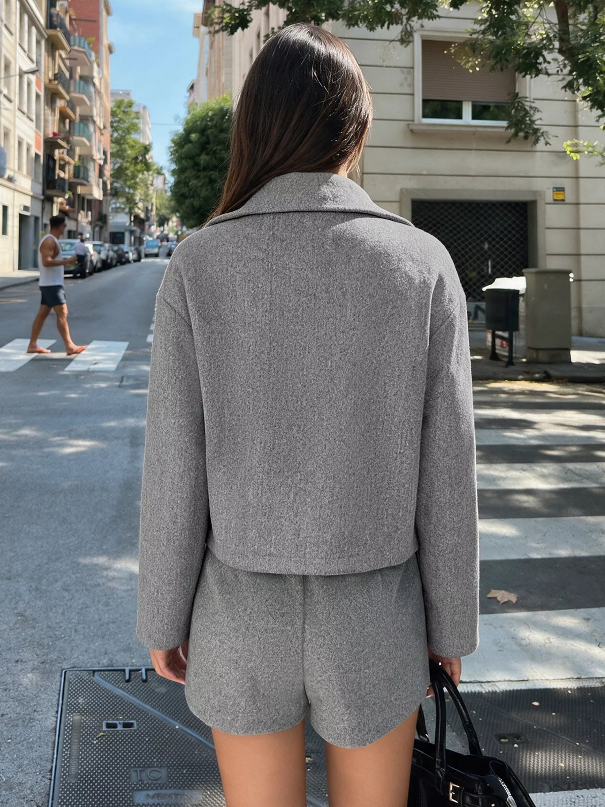 zip up cropped shacket with flap pockets – zipper | dropsona - neutral - front view