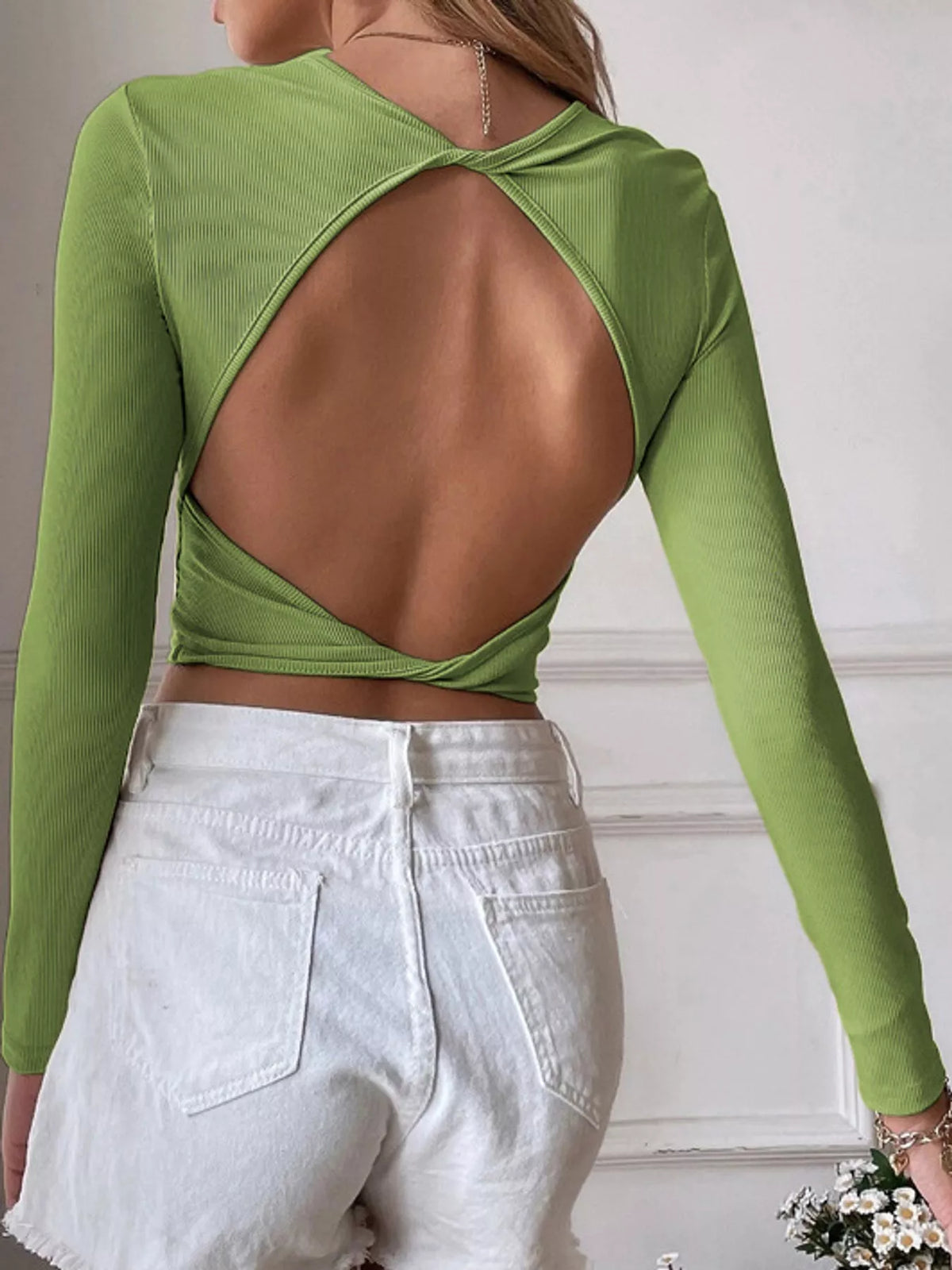 cutout back long sleeve crop t-shirt | dropsona - neutral - material texture