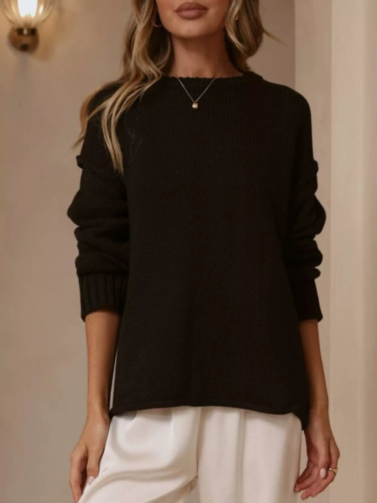 crew neck dropped shoulder sweater – basic style | dropsona - neutral - close-up detail