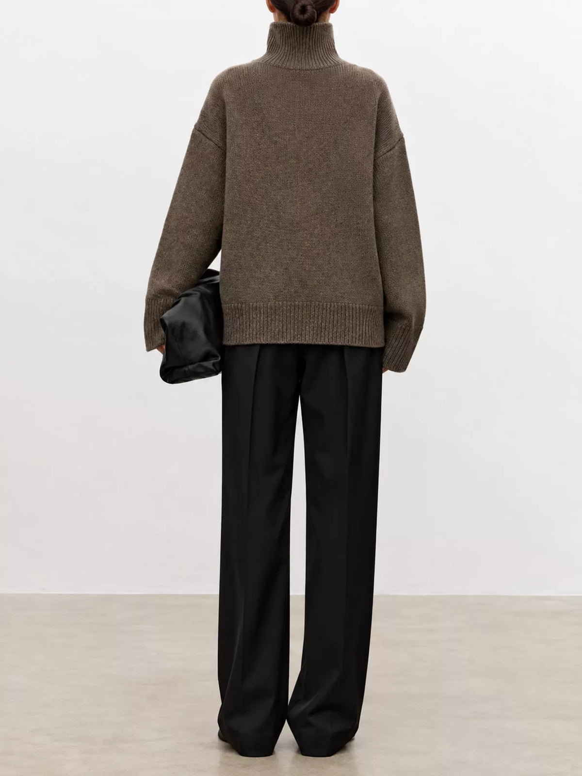 oversized turtleneck wool sweater | dropsona - neutral - material texture