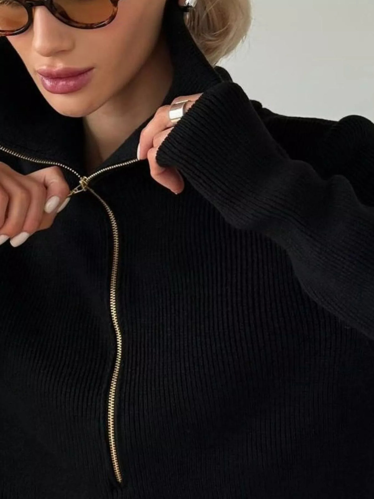 ribbed knit quarter-zip sweater – zipper | dropsona - neutral - usage example