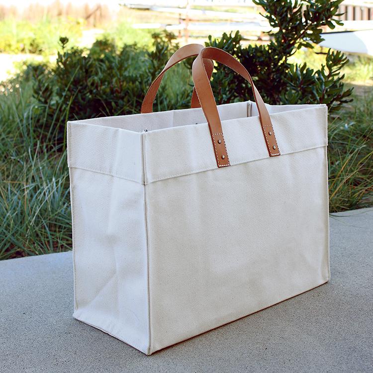 box tote bag canvas and leather – you need this f | dropsona - neutral - close-up detail