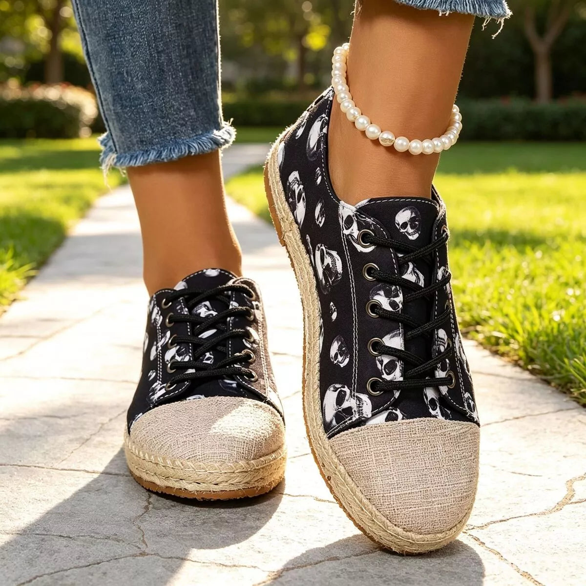 lace-up flat round-toe breathable sneakers | dropsona - neutral - size reference