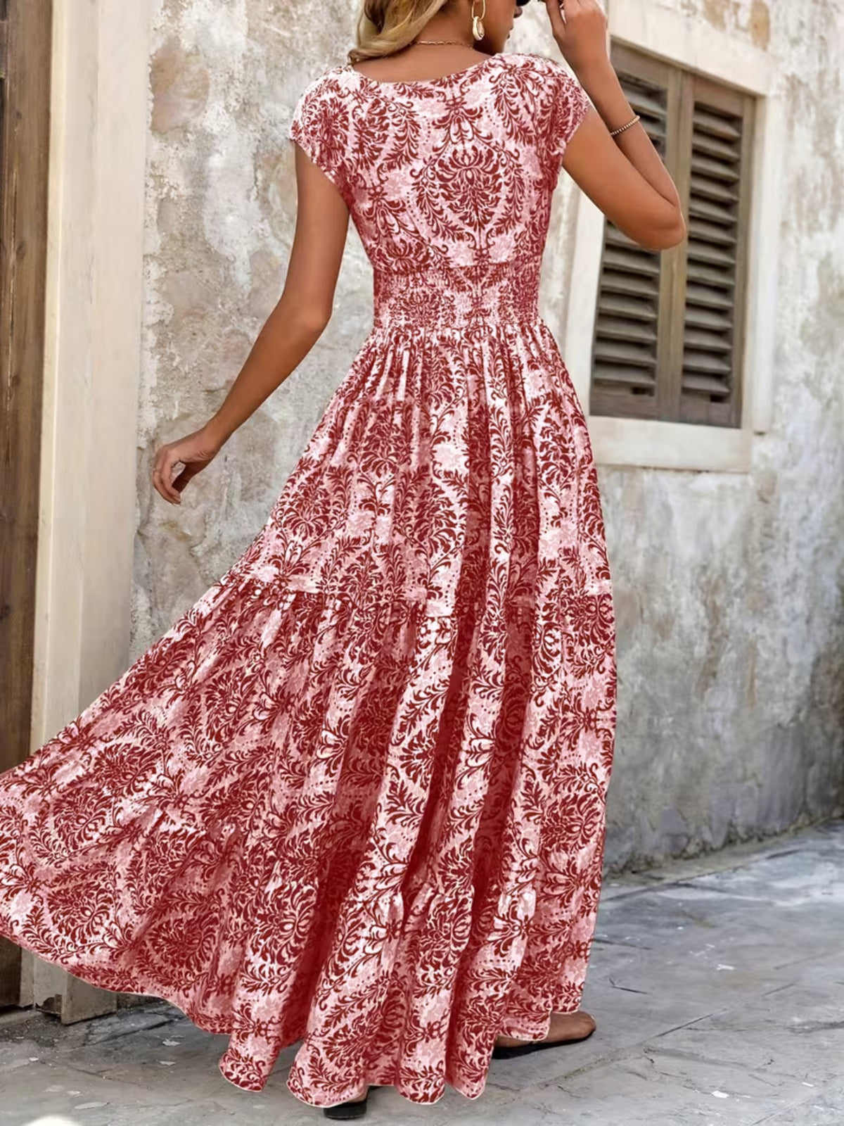 printed cap sleeve maxi dress – tiered,smocked | dropsona - neutral - size reference