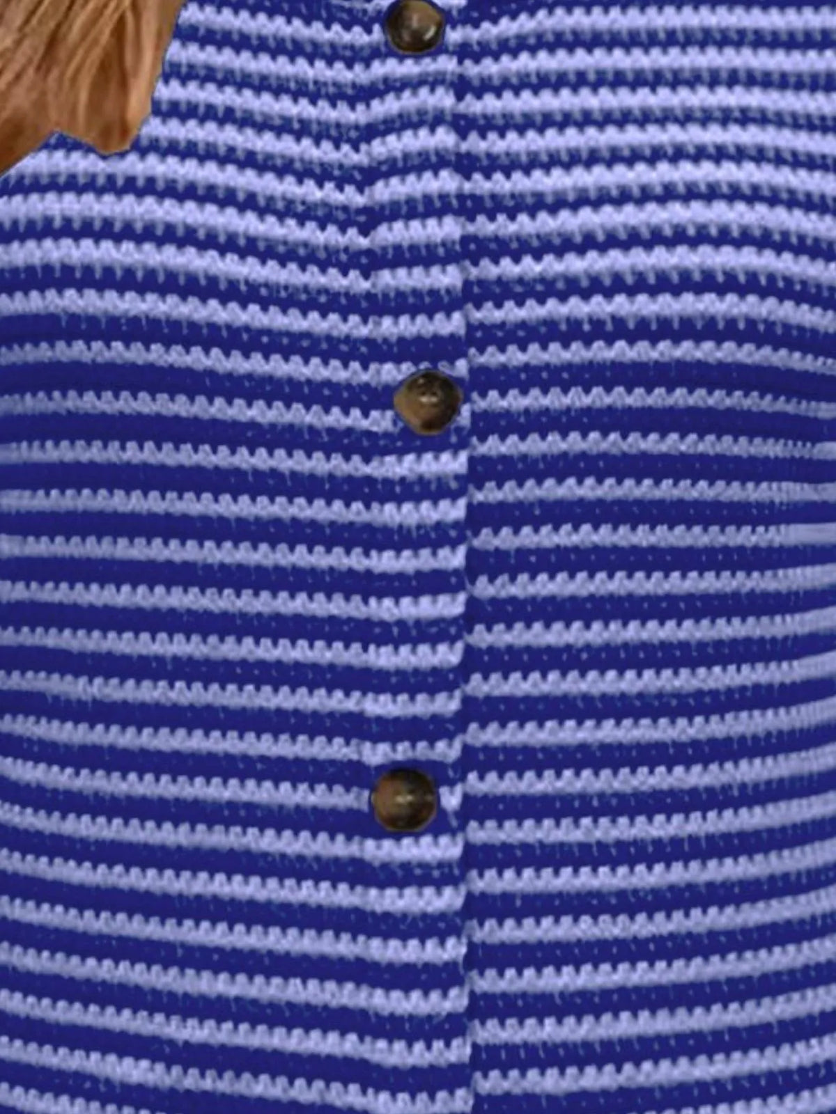 striped round neck tank top – ribbed,buttoned | dropsona - neutral - usage example