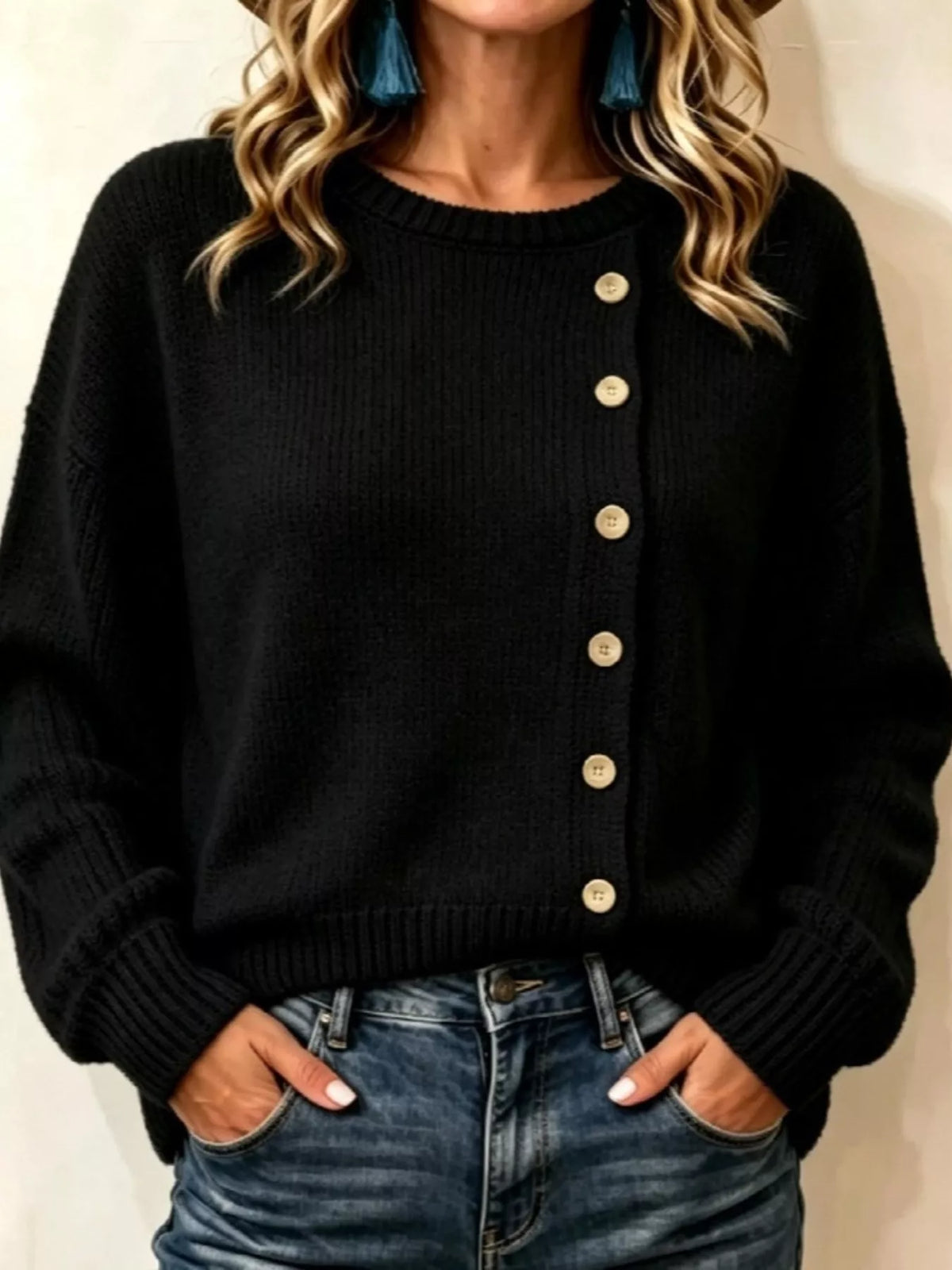 decorative button round neck sweater – basic style | dropsona - neutral - close-up detail