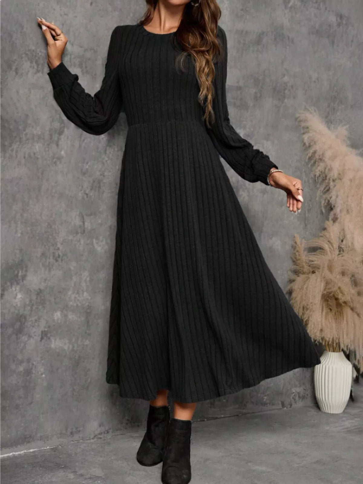 ribbed knit long sleeve a-line midi dress – | dropsona - neutral - close-up detail
