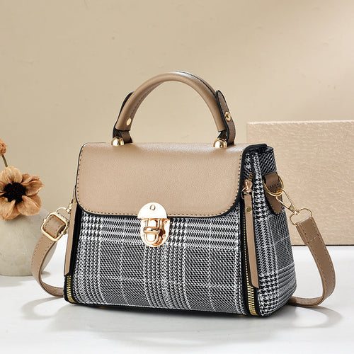 fashionable envelope style ladies bag - fashion should | dropsona - neutral - material texture