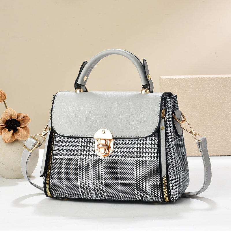 fashionable envelope style ladies bag - fashion should | dropsona - neutral - usage example