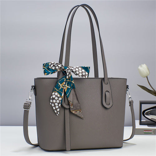 new high capacity fashion handbag - trendy luxury wome | dropsona - neutral - close-up detail