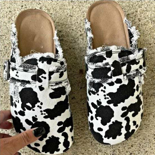 flat heel round toe canvas loafer women's vintage clog | dropsona - neutral - front view
