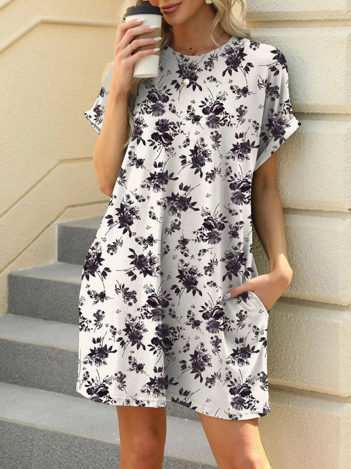 printed round neck short sleeve mini dress - close-up detail