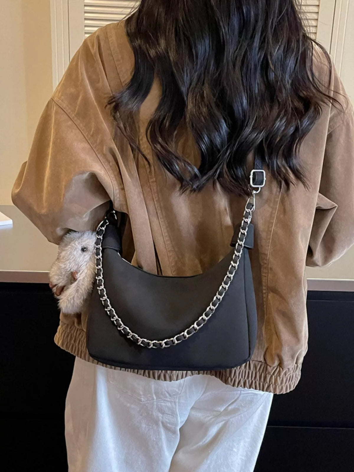 chain strap shoulder bag – stylish sling | dropsona - neutral - material texture