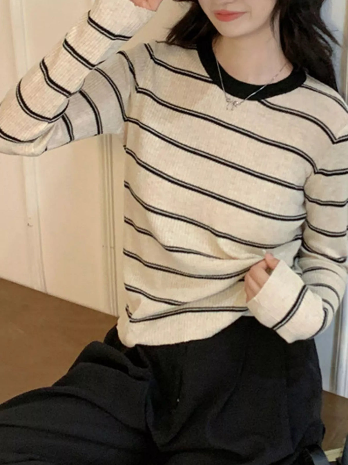 striped round neck ribbed knit top | dropsona - neutral - material texture