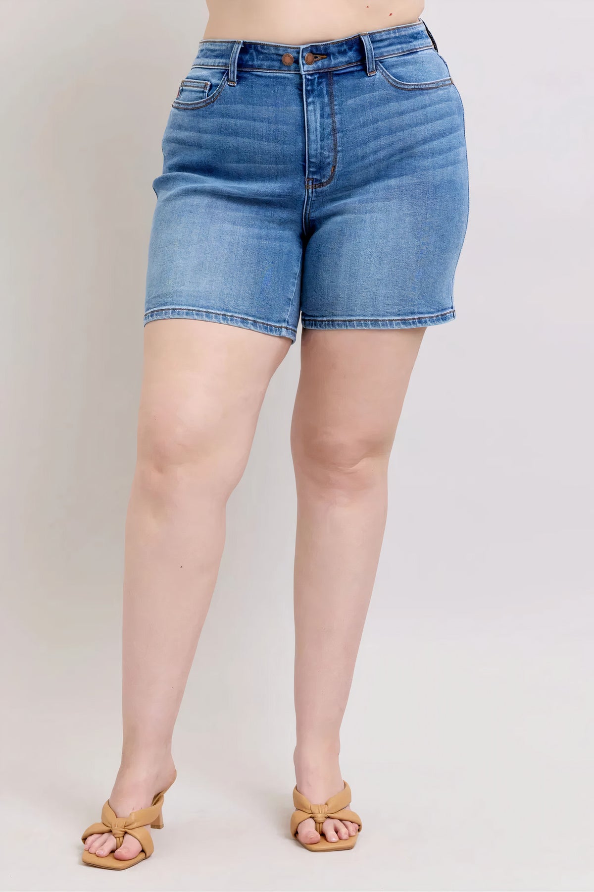 judy blue full size 2 button denim shorts with pockets plus size - everyday wear