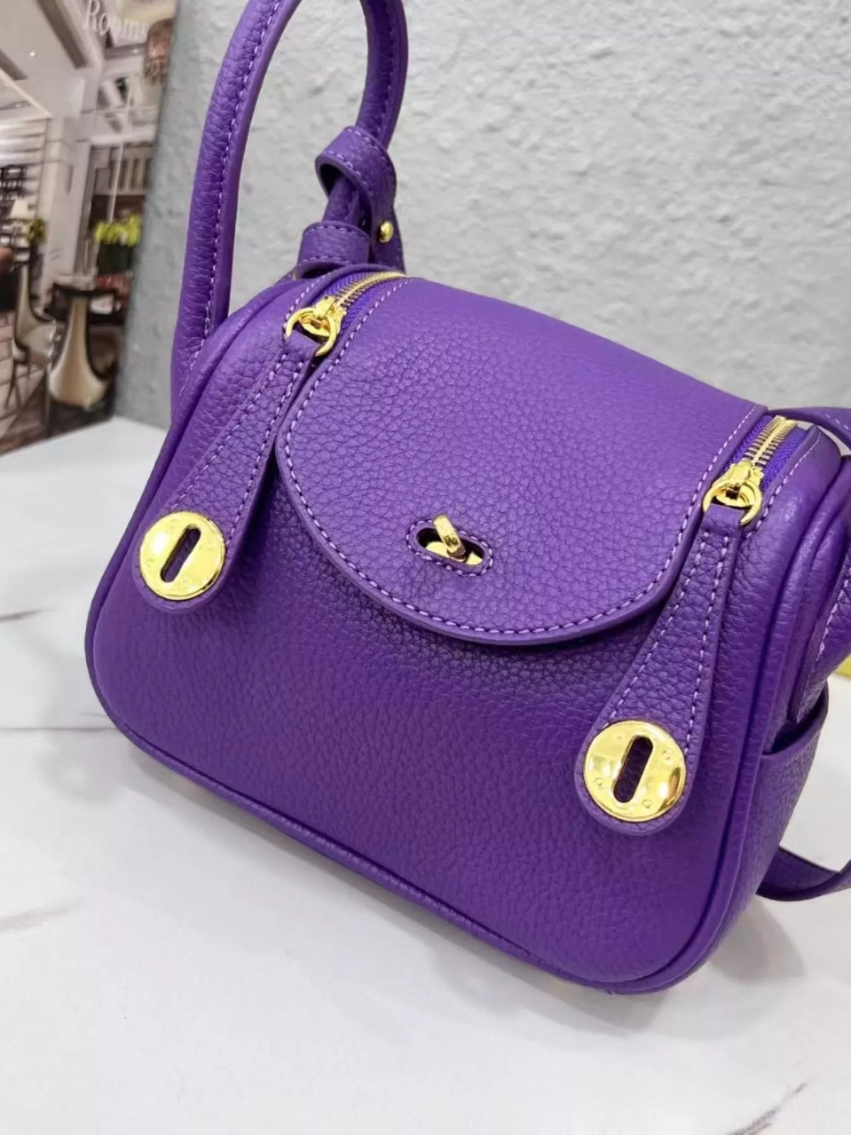 gold-tone hardware leather crossbody bag | dropsona - neutral - front view