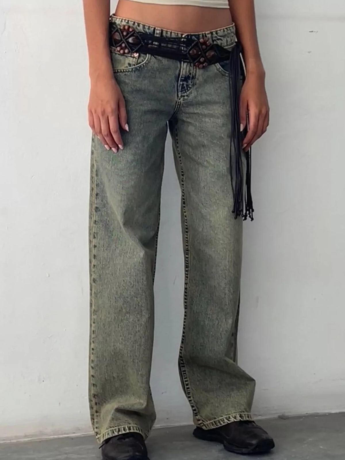 vintage wash low-rise wide-leg jeans | dropsona - neutral - packaging