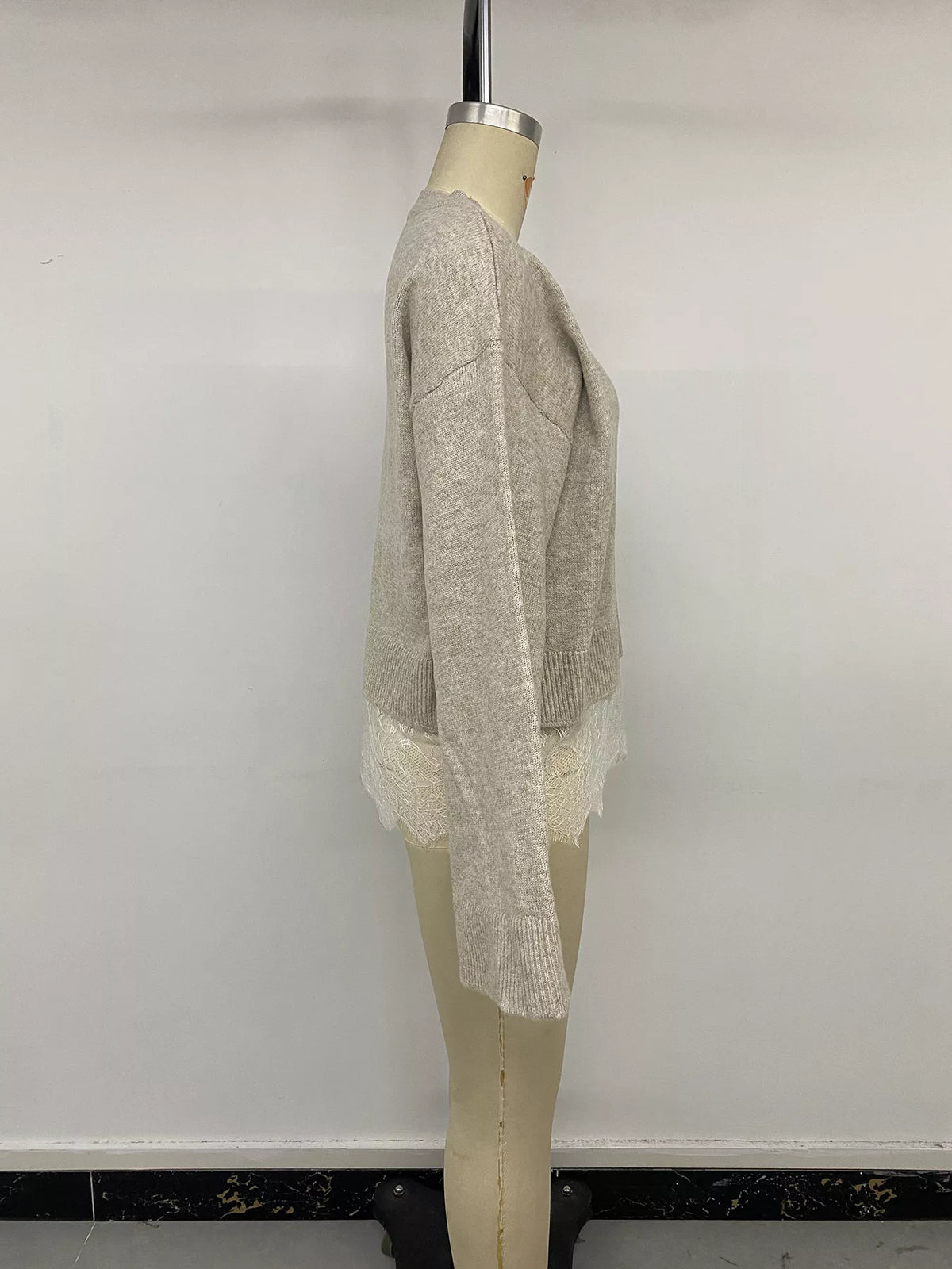 layered lace hem crew neck sweater – detail | dropsona - neutral - size reference