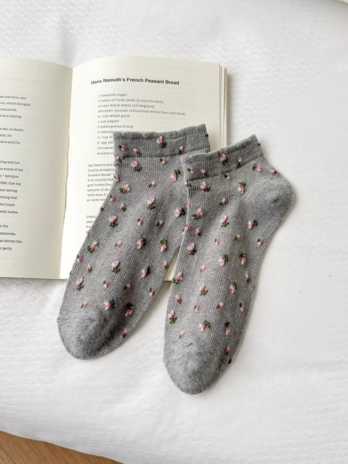 floral ankle socks – candy | dropsona cotton - neutral - material texture