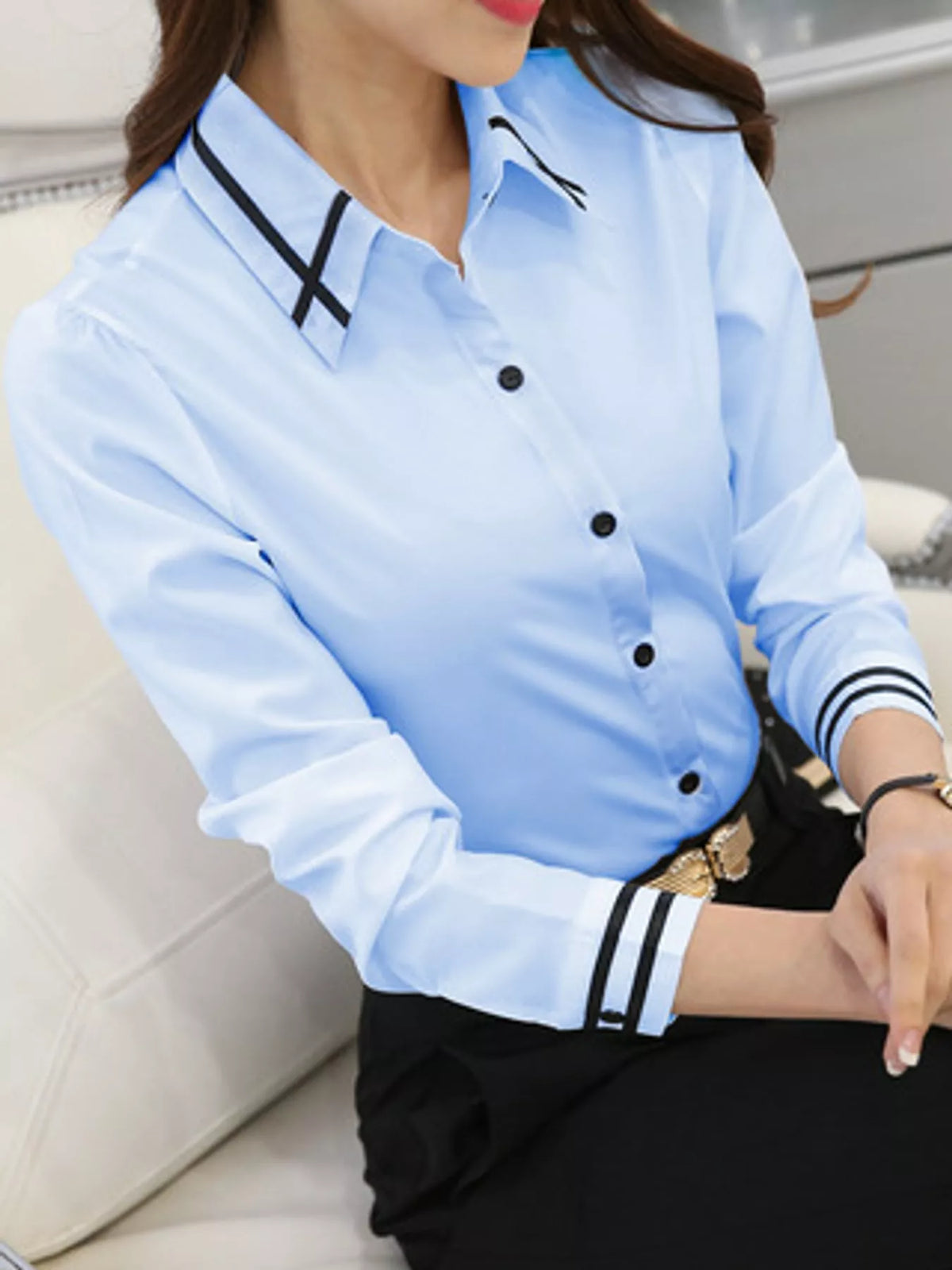striped collar and cuffs shirt – buttoned fit | dropsona - neutral - material texture