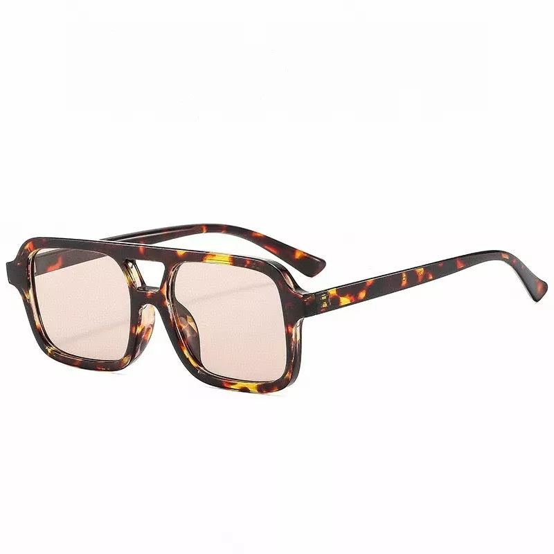 vintage square sunglasses – gaze | dropsona - neutral - size reference
