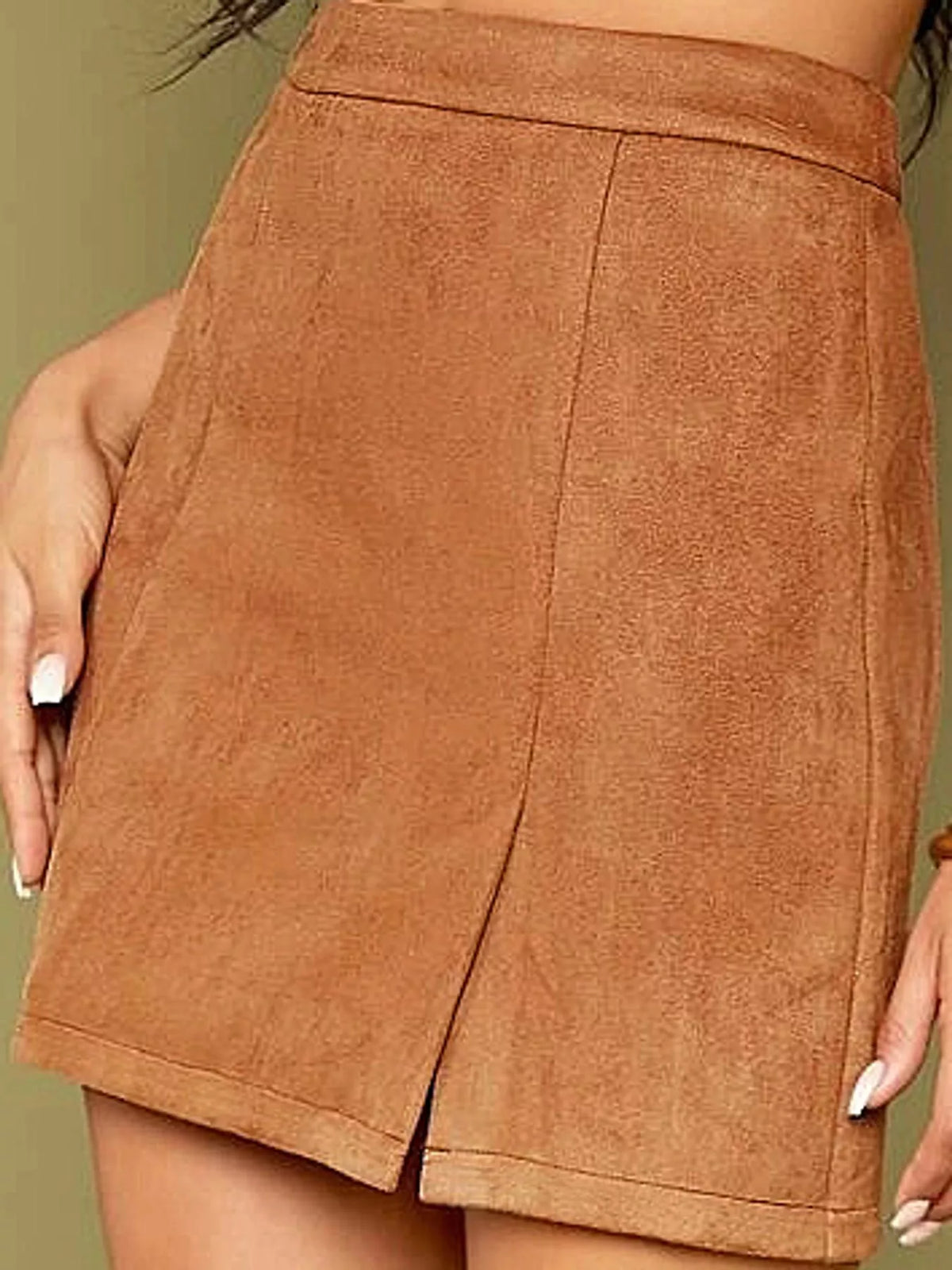 high-waisted slit skirt – zipper, slit, seam detail | dropsona - neutral - size reference