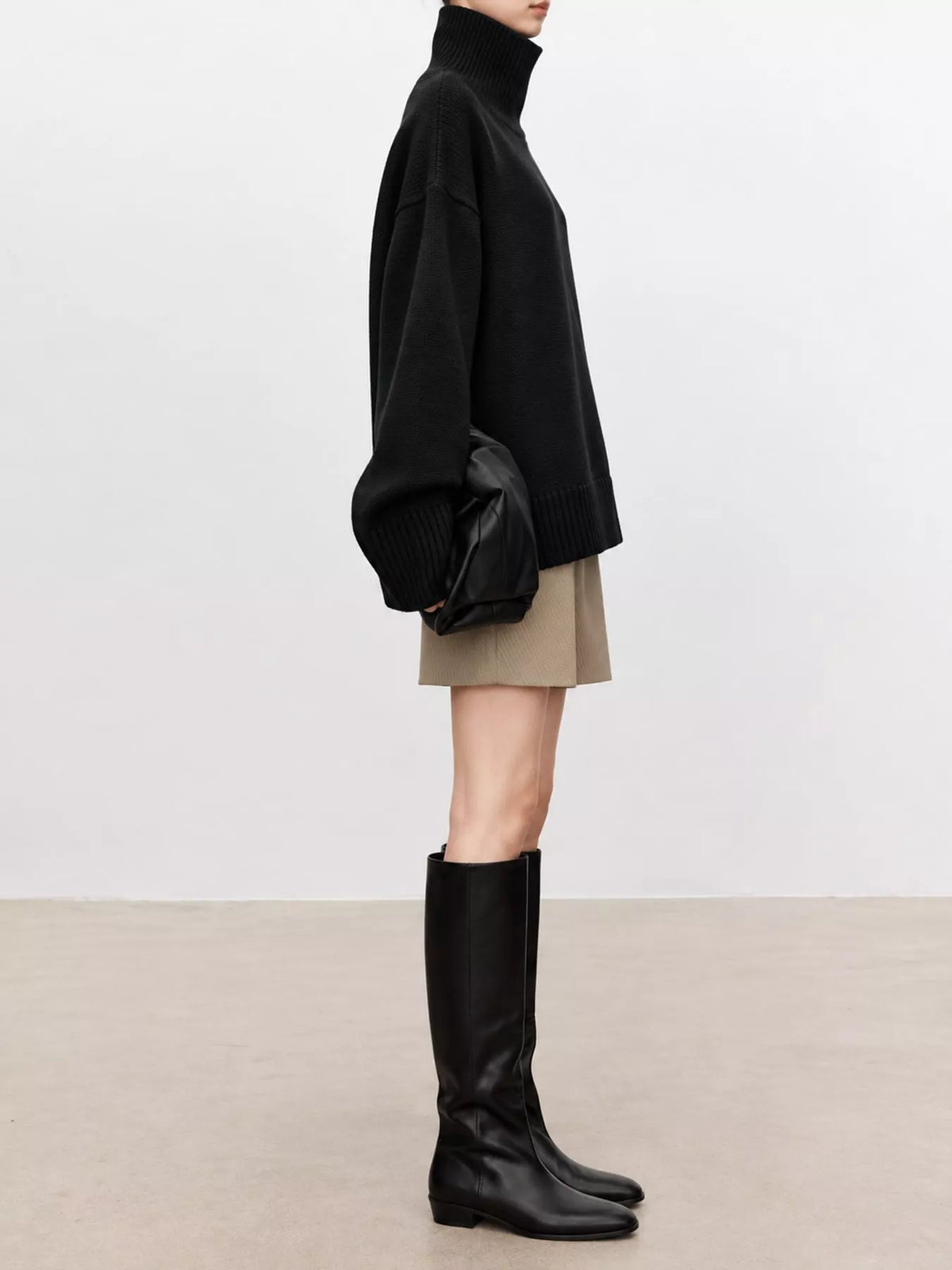 oversized turtleneck wool sweater | dropsona - neutral - packaging