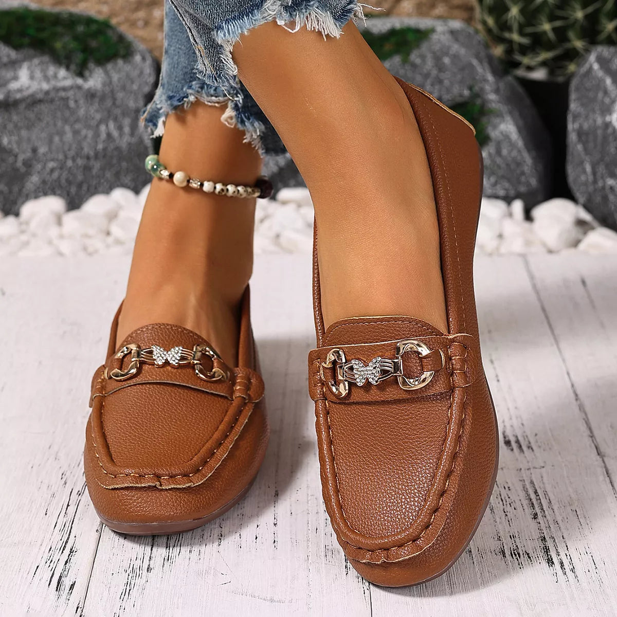round toe slip-ons – gorgeous boots | dropsona - neutral - material texture
