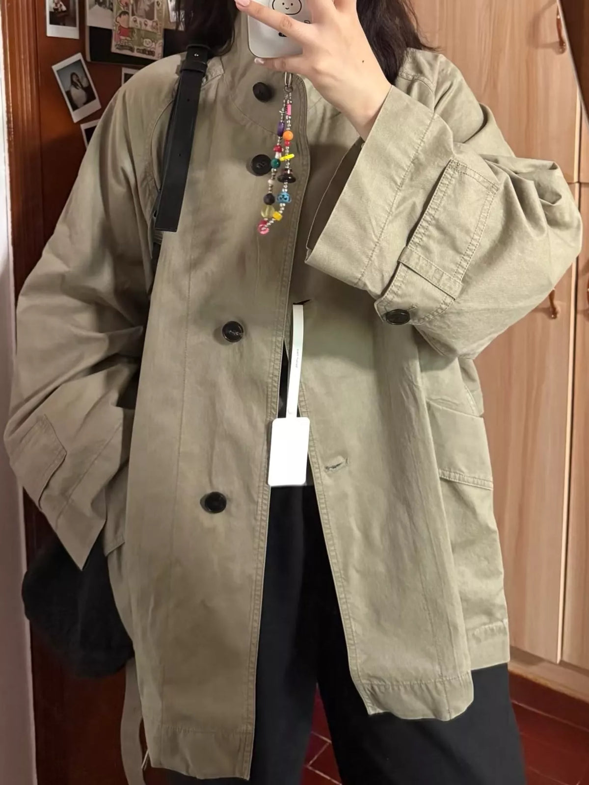 vintage style stand-collar belted utility jacket | dropsona - neutral - close-up detail