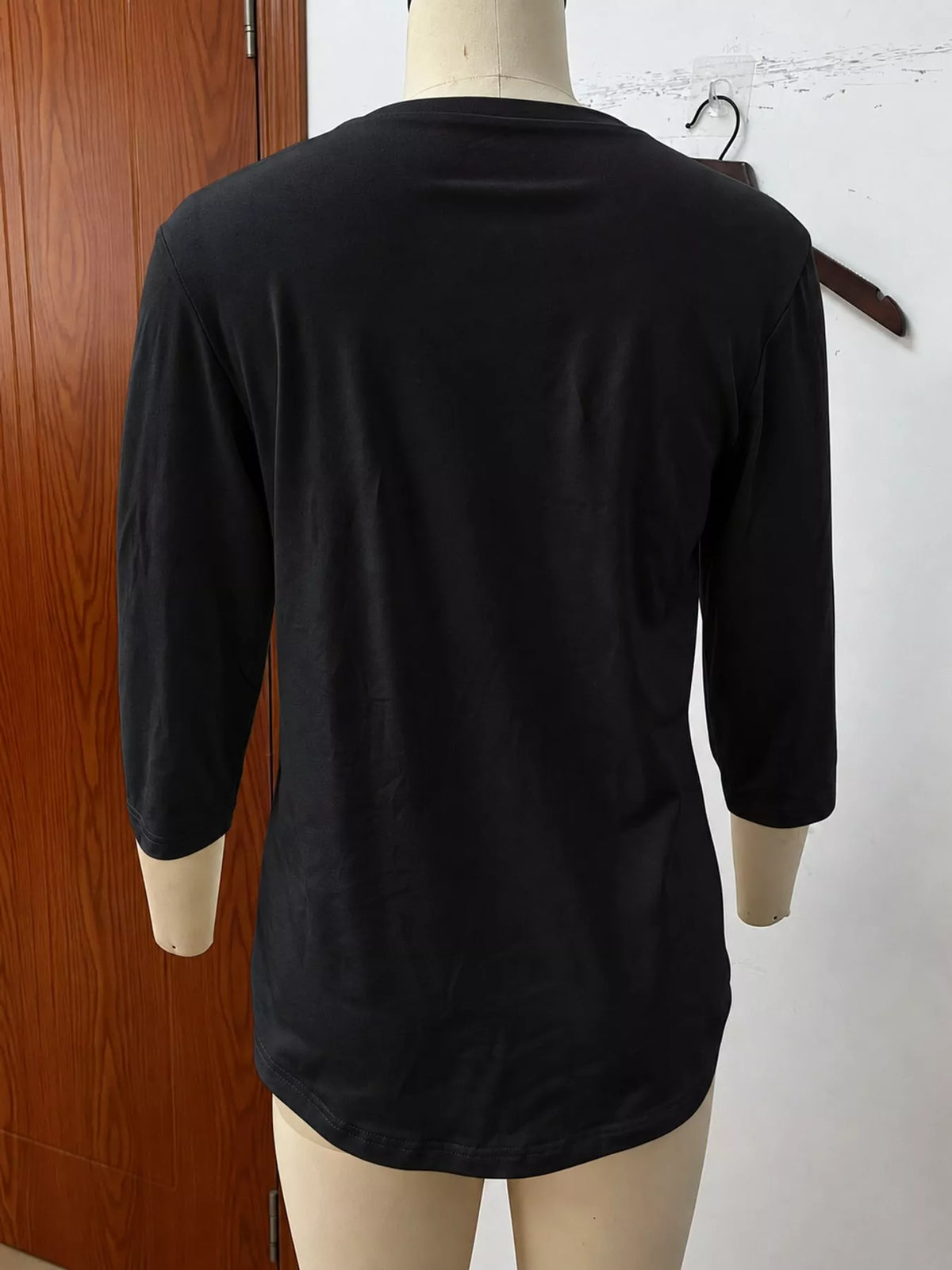 full size v-neck half sleeve t-shirt plus | dropsona - neutral - packaging