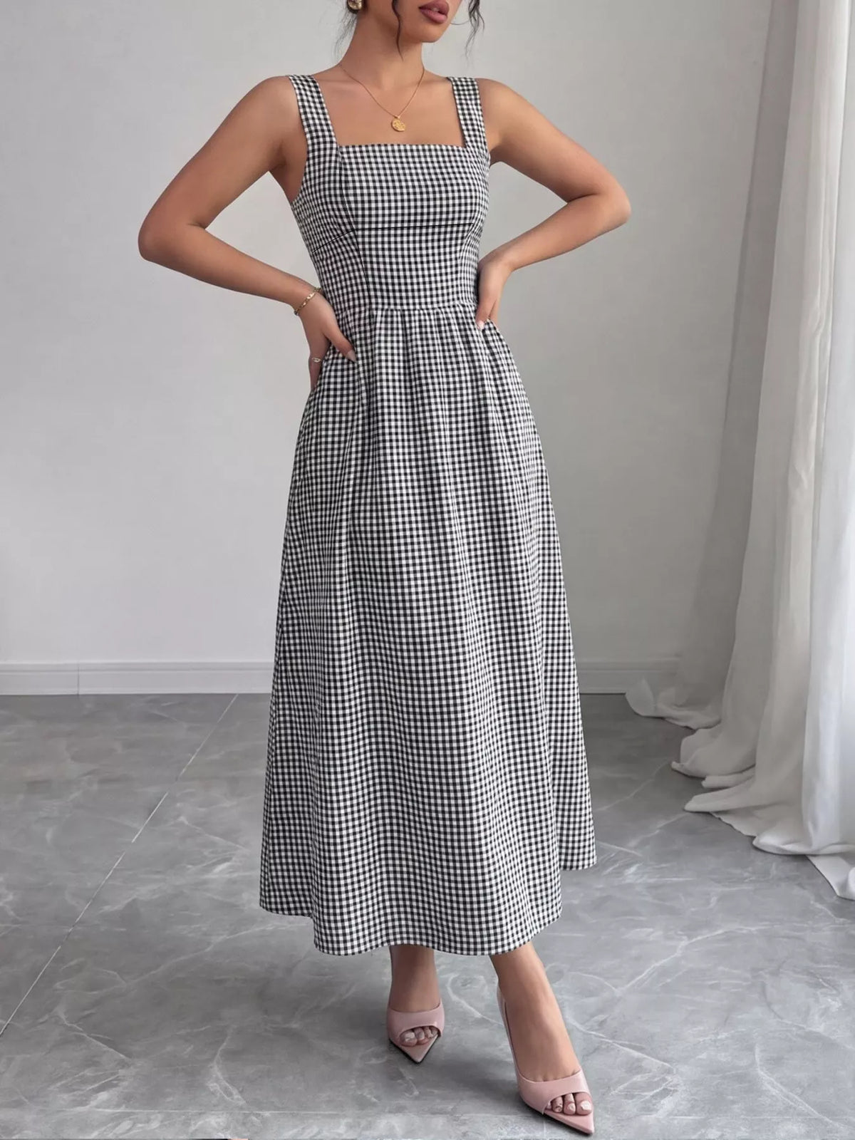 square neck gingham midi dress – pleated,seam detail | dropsona - neutral - close-up detail
