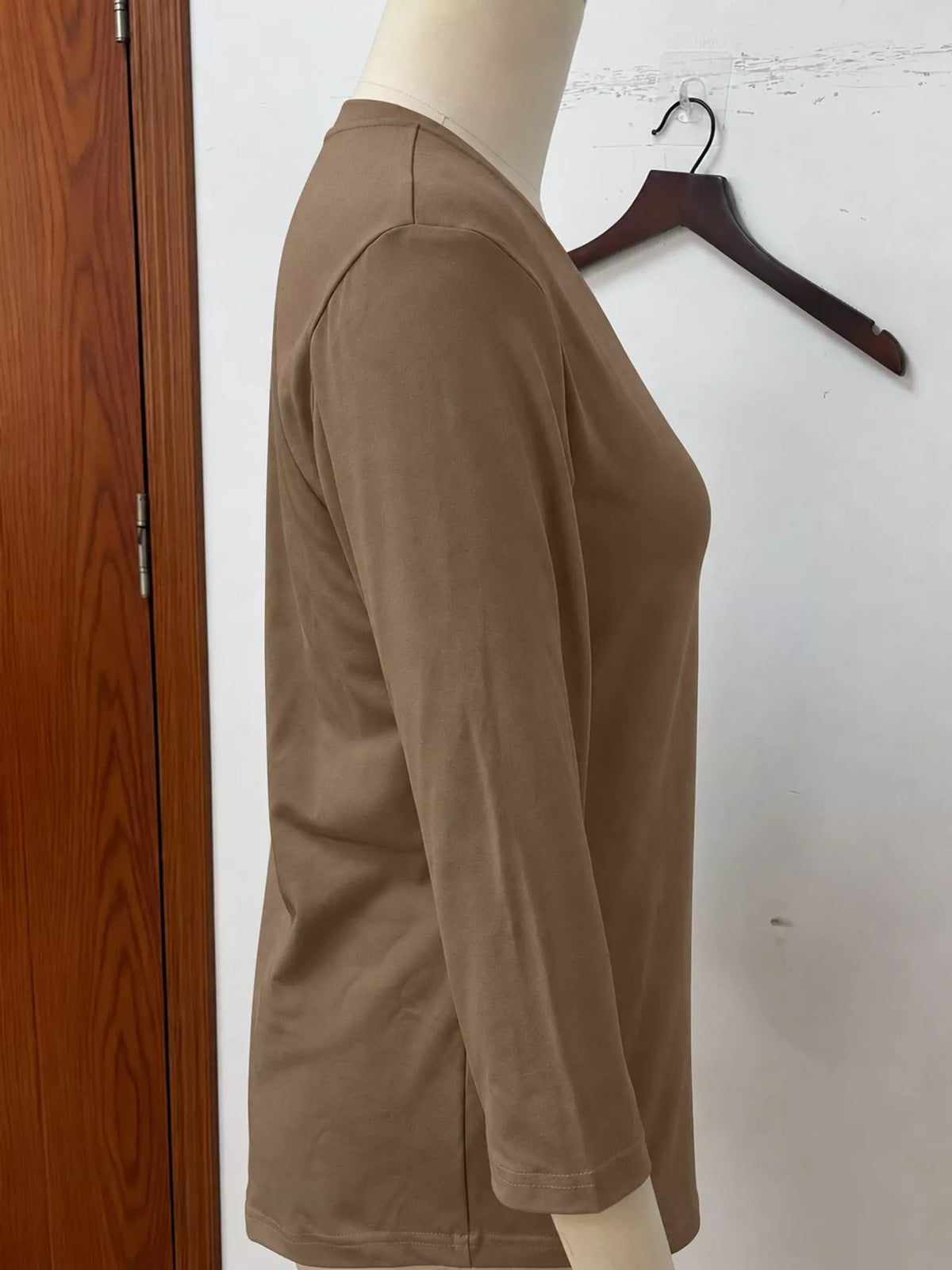 full size v-neck half sleeve t-shirt plus | dropsona - neutral - size reference