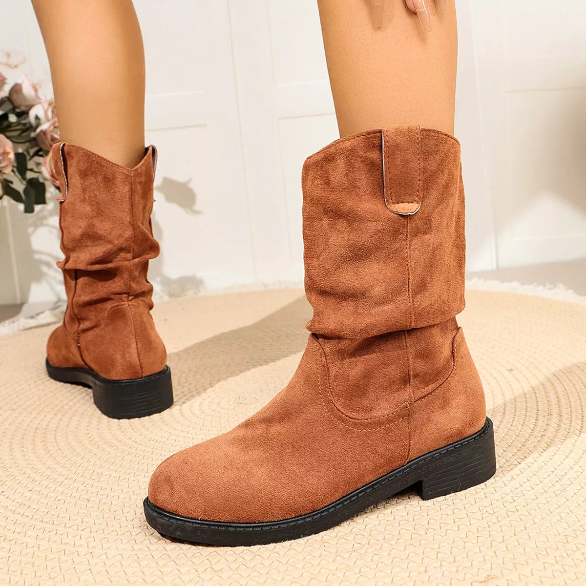 round toe slouchy boots – dear monkey | dropsona - neutral - close-up detail