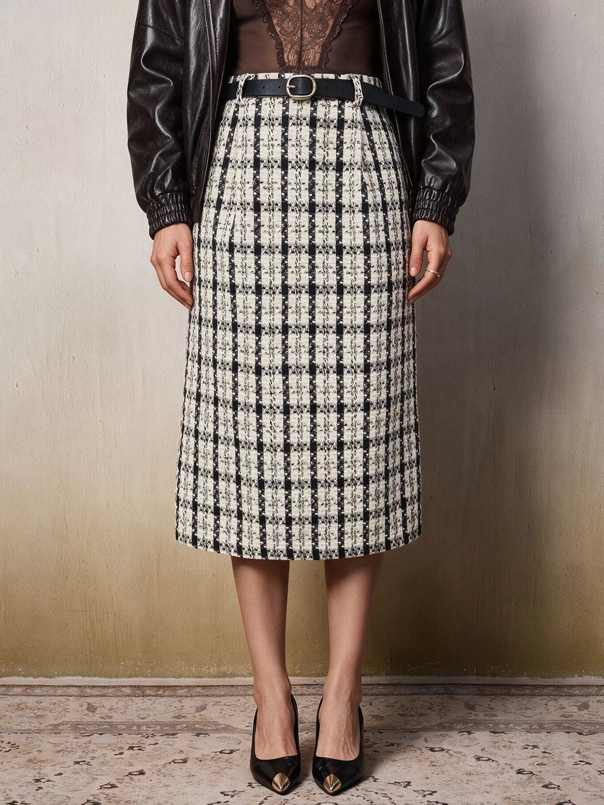 high-waisted tweed plaid midi skirt | dropsona - neutral - close-up detail