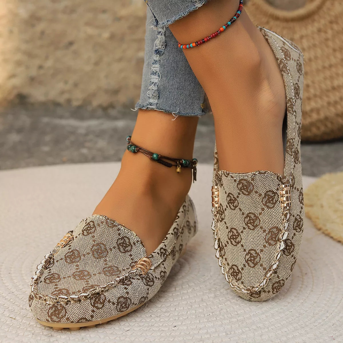 round toe slip-ons – mirage platform | dropsona - neutral - material texture