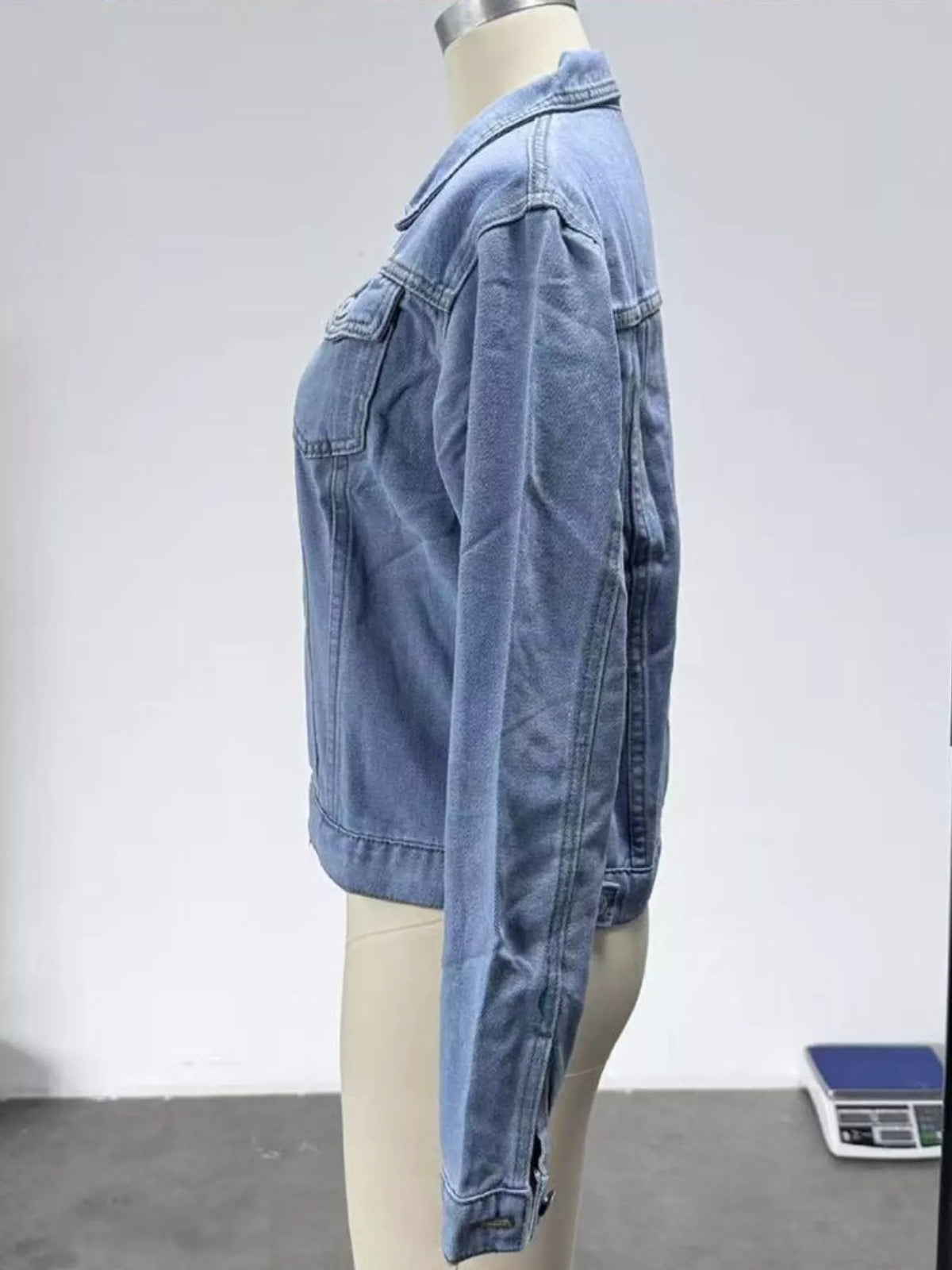 slim-fit button up denim jacket – buttoned,pocketed | dropsona - neutral - close-up detail
