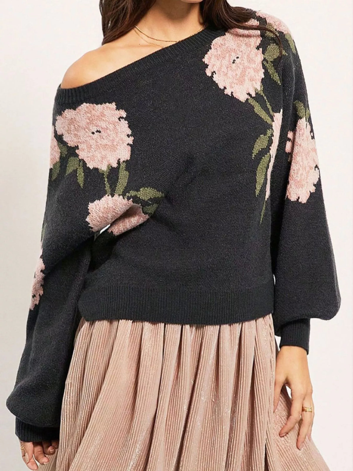 floral pattern dropped shoulder sweater – basic style | dropsona - neutral - material texture