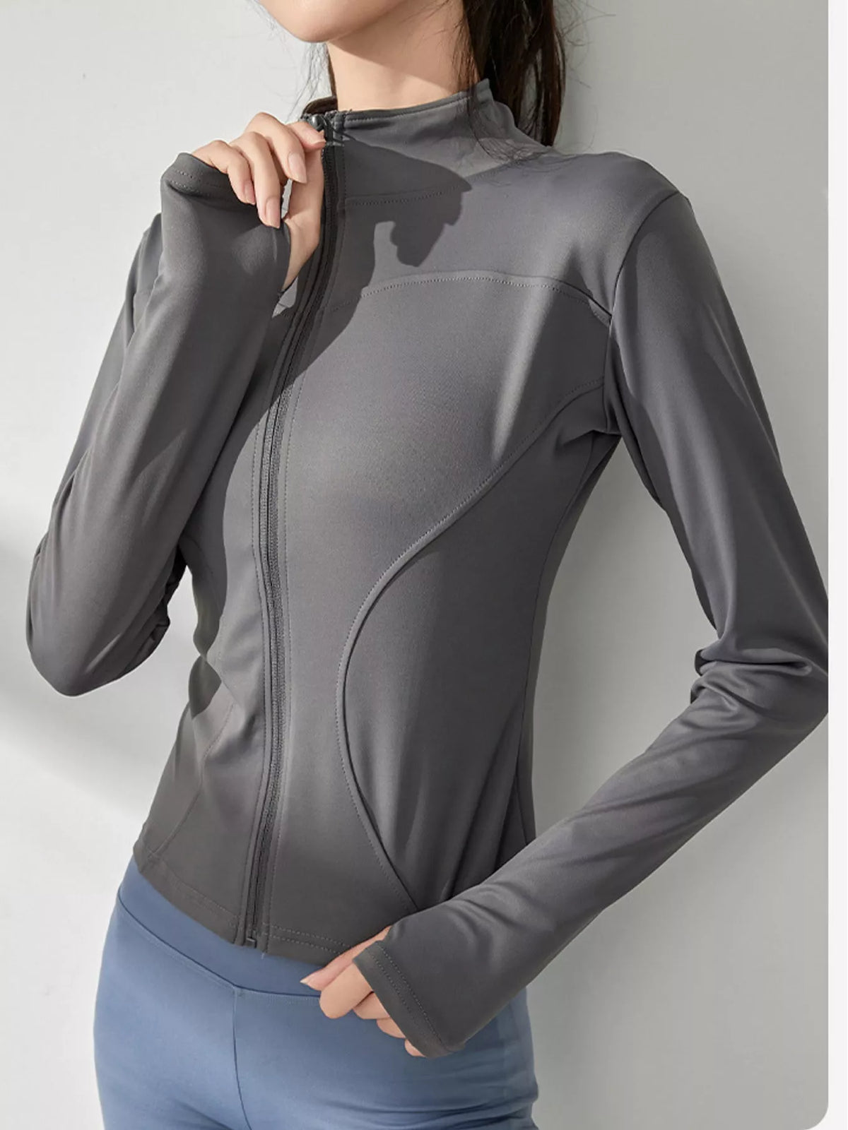 slim-fit quick-dry active outerwear | dropsona - neutral - close-up detail