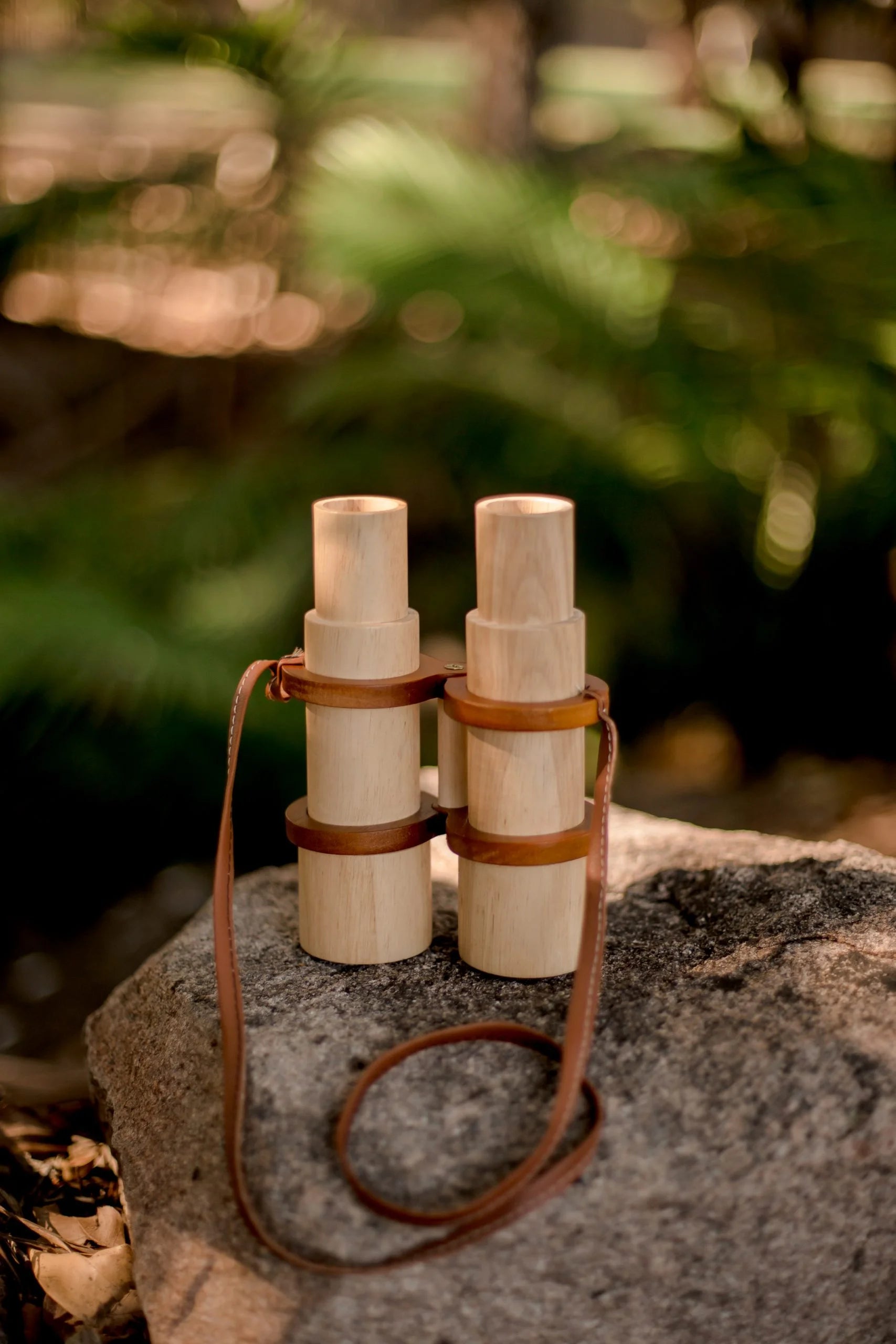 qtoys australia (usa) wooden binoculars australi | dropsona - neutral - everyday use