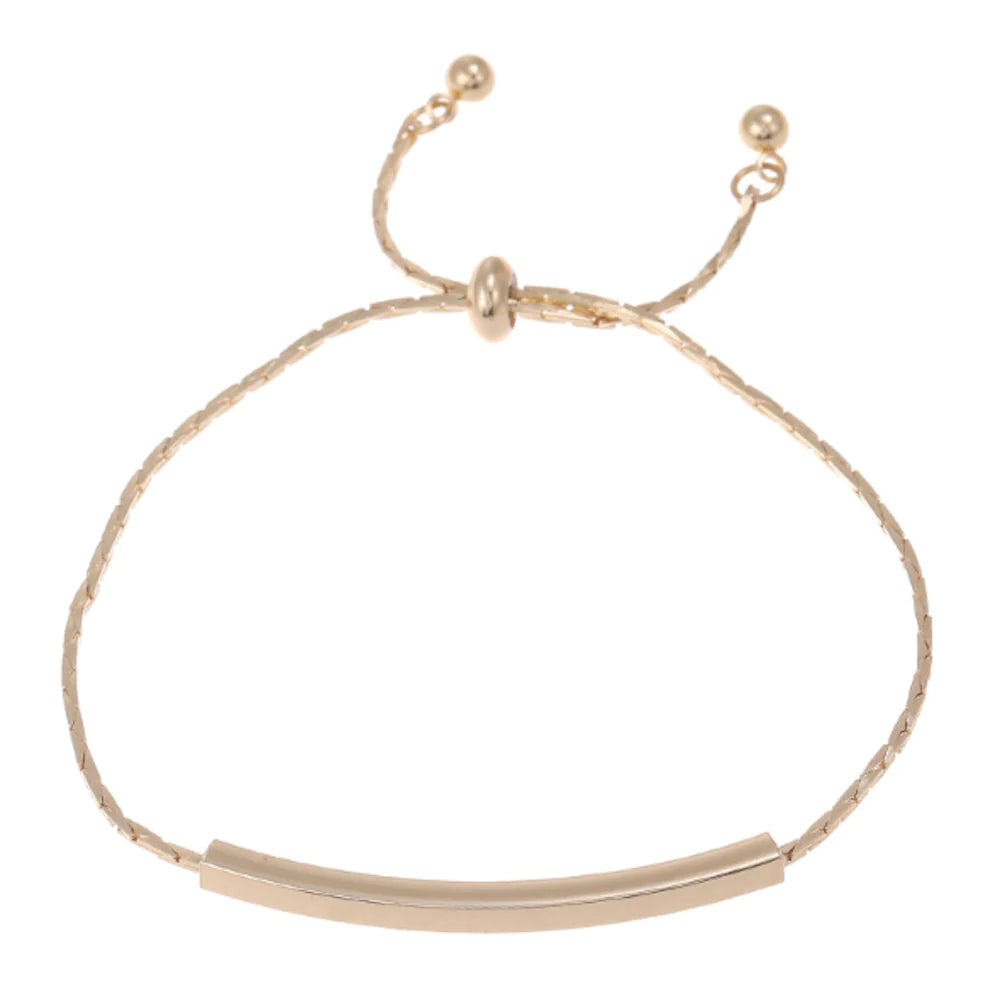 womens knot style bracelet with a bar – the length of | dropsona - neutral - close-up detail