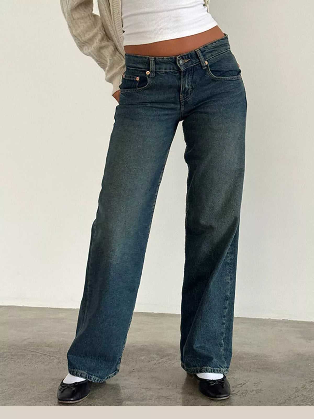 vintage wash low-rise wide-leg jeans | dropsona - neutral - front view
