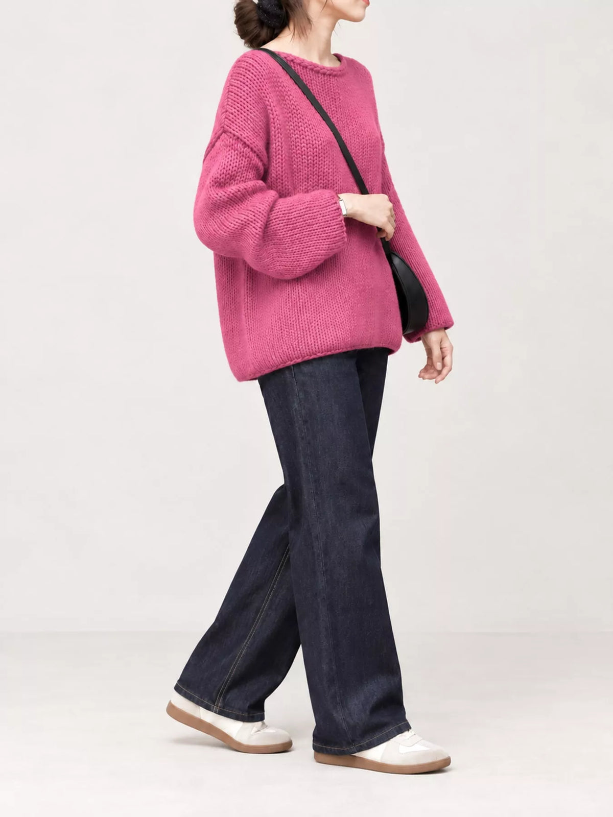 chunky knit dropped shoulder sweater | dropsona - neutral - usage example